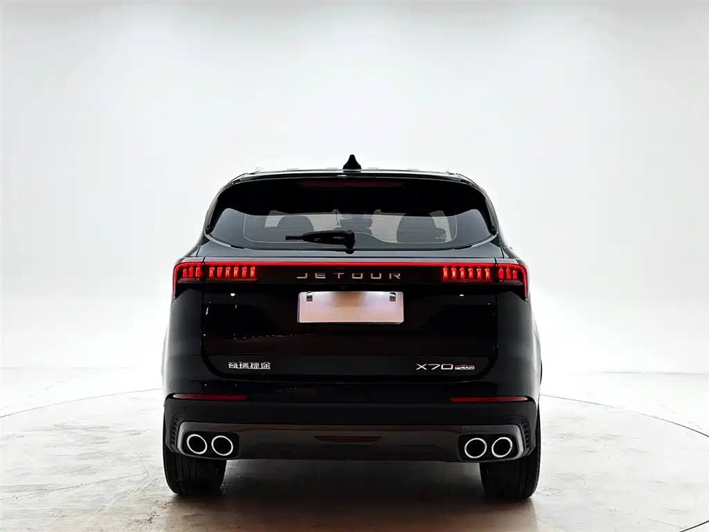 Jetour X70 PLUS 1.5 T DCT Brave PLUS 5-seat