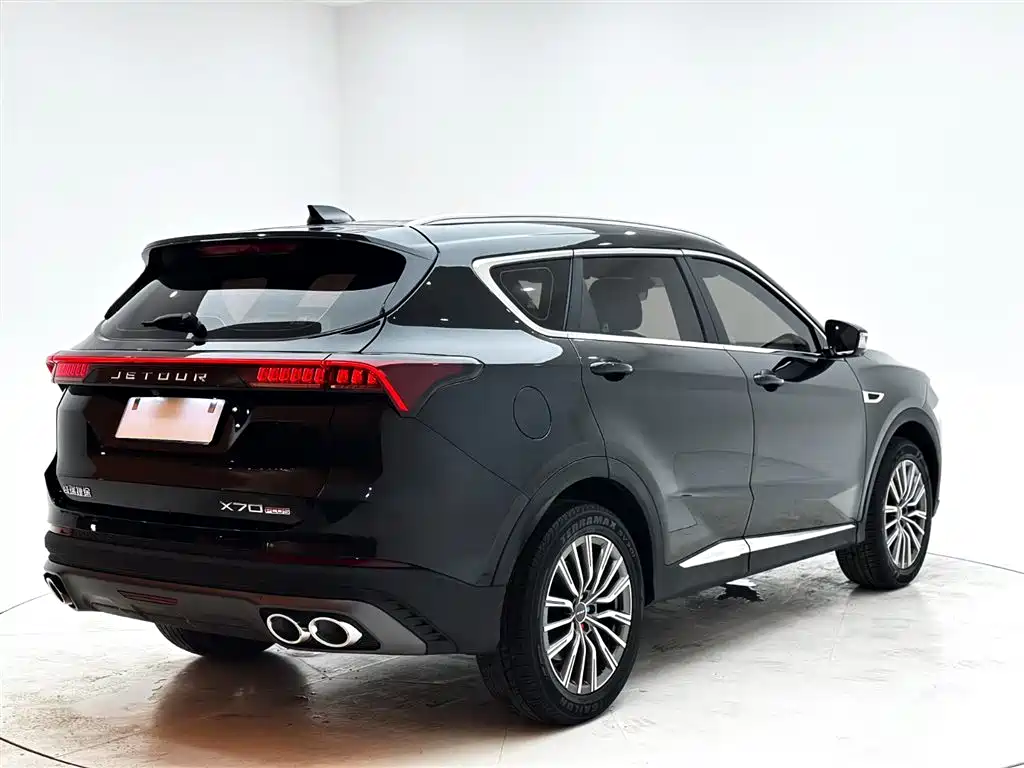 Jetour X70 PLUS 1.5 T DCT Brave PLUS 5-seat
