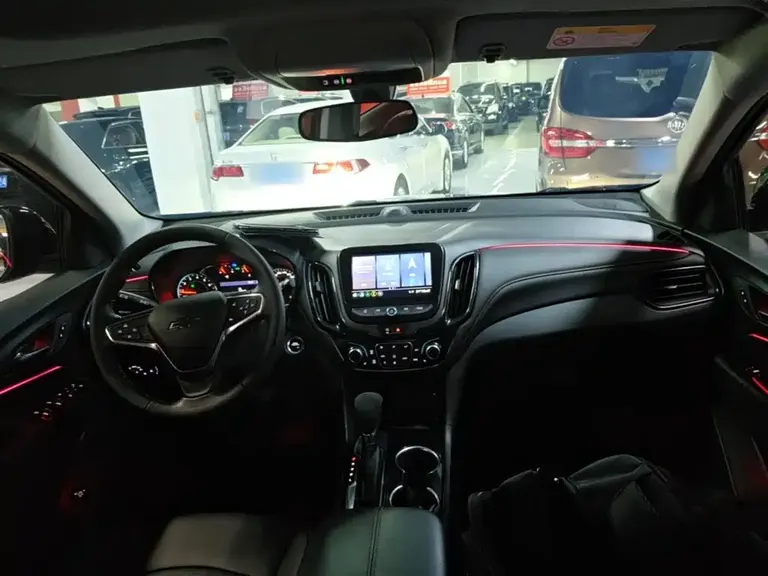Chevrolet Equinox 535 T Control World