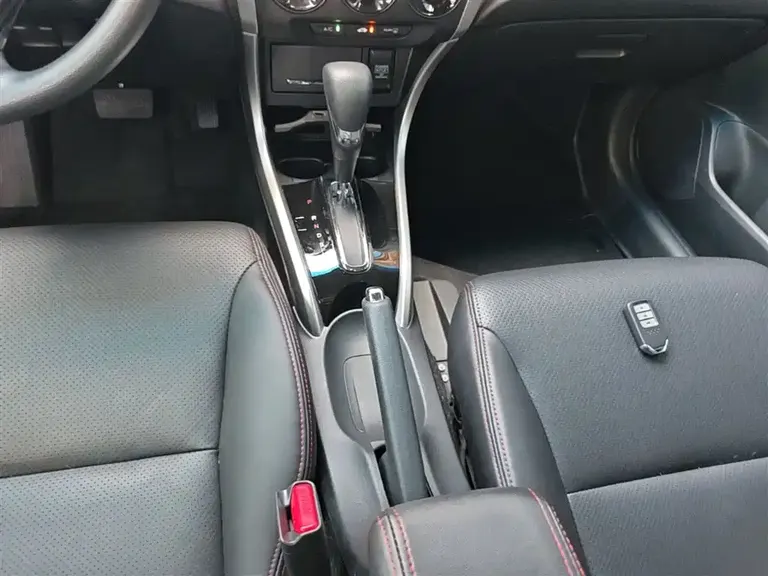 Honda Crider 1.8 L CVT Luxury