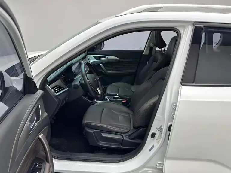 Changan CS35 PLUS 1.6 L Manual Connected