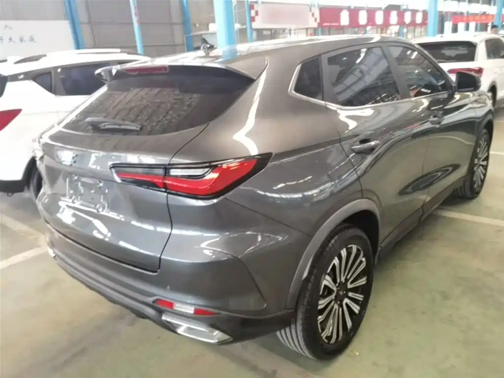 Changan Oshan X5 1.5 T DCT Distinguished