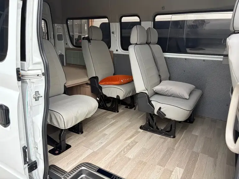 Maxus Xintu V80 2.0 T Manual Classic Aoyuntong Power LWB Mid Roof 6 7 8 9-seat
