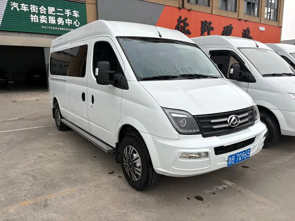 Xintu V80 2.0 T Manual Classic Aoyuntong Power LWB Mid Roof 6 7 8 9-seat