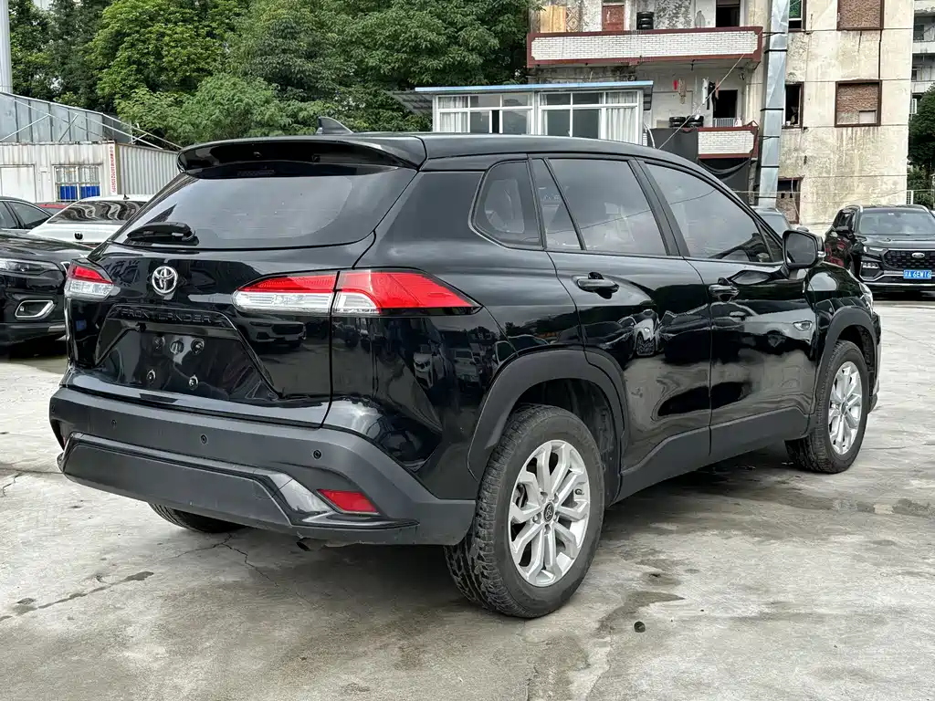 Frontlander 2.0 L CVT Leading