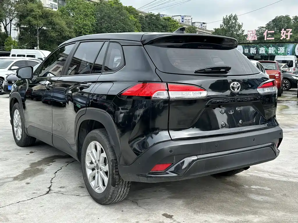 Frontlander 2.0 L CVT Leading
