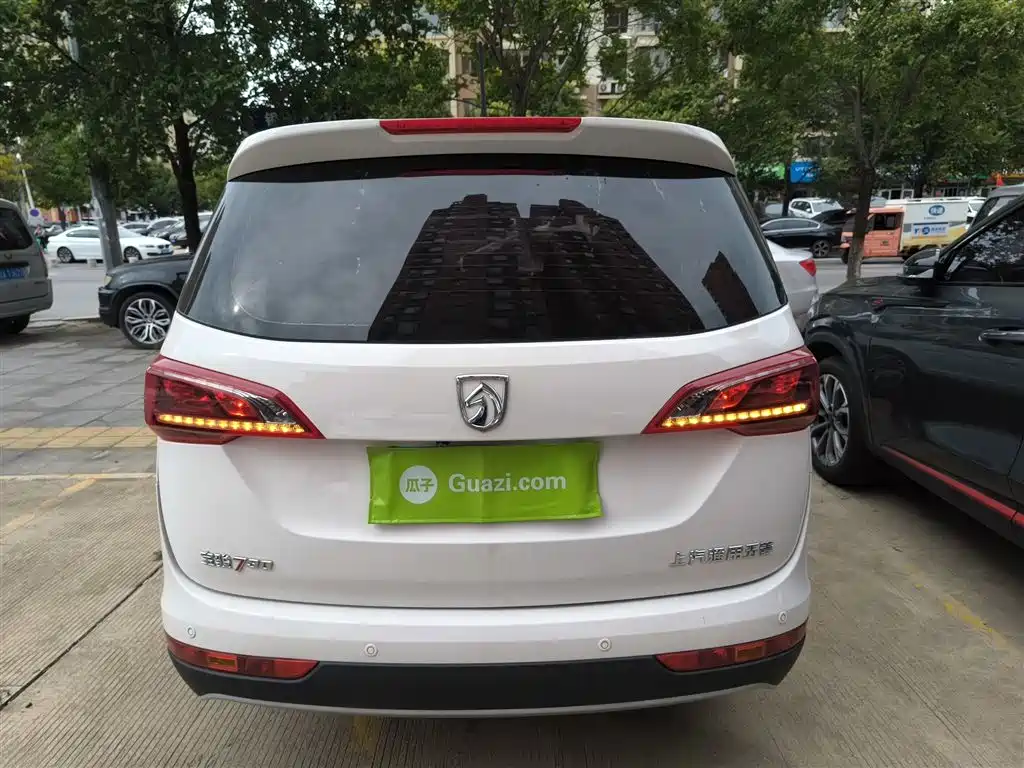 Baojun 730 宝骏730 2019款 1.5 T CVT时尚型 7座 国V