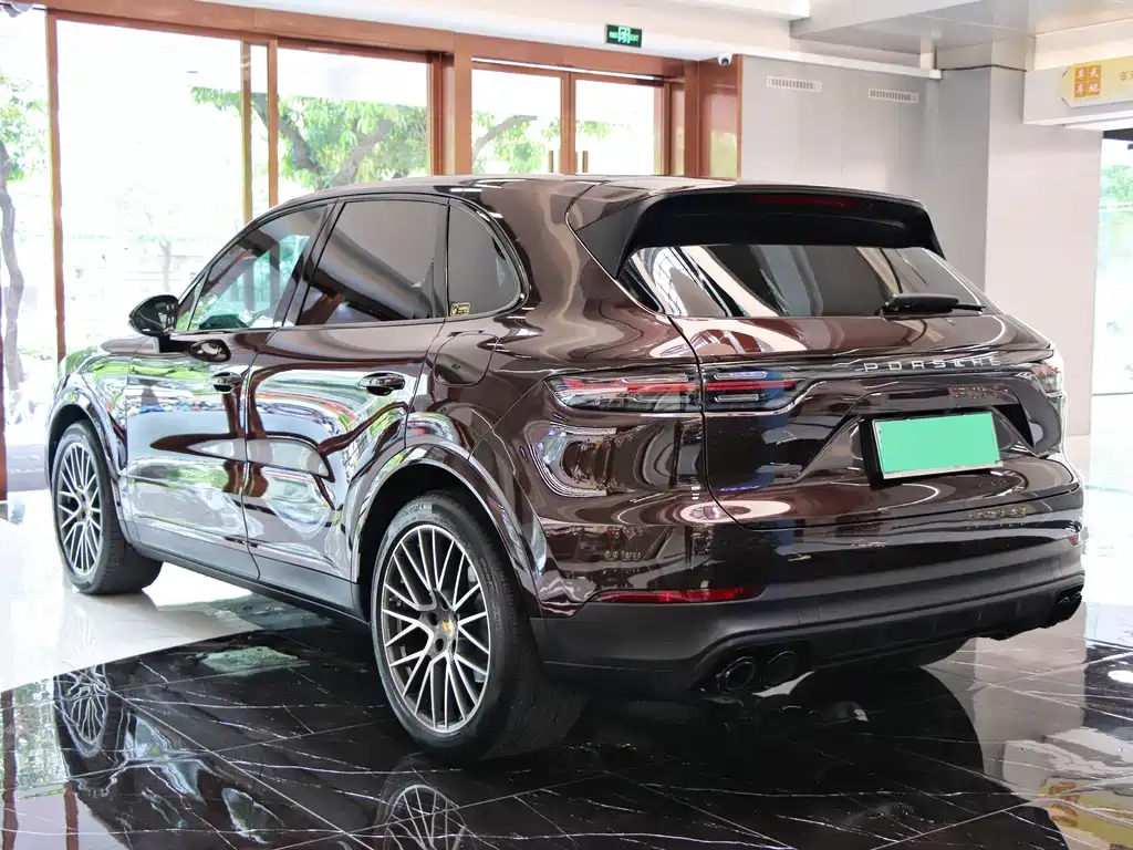 Cayenne NEV Cayenne E-Hybrid 2.0 T