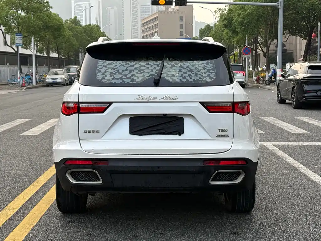 众泰T800 众泰T800 2018款 2.0 T 自动豪华智联型 7座