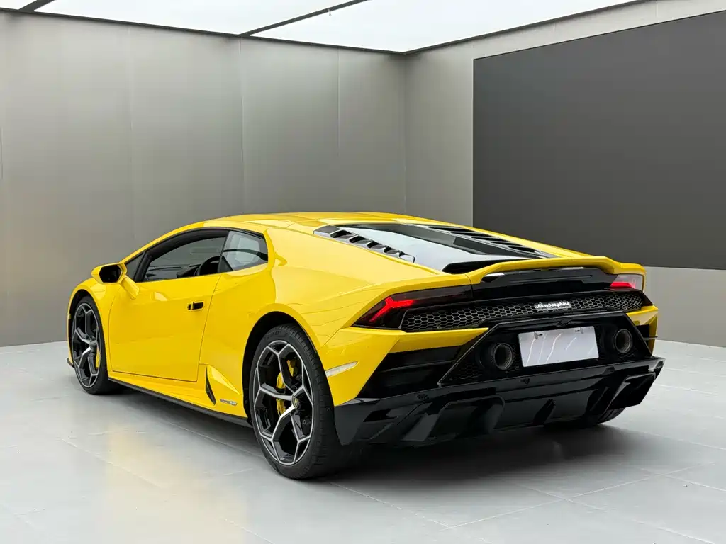 Huracán Huracán EVO RWD