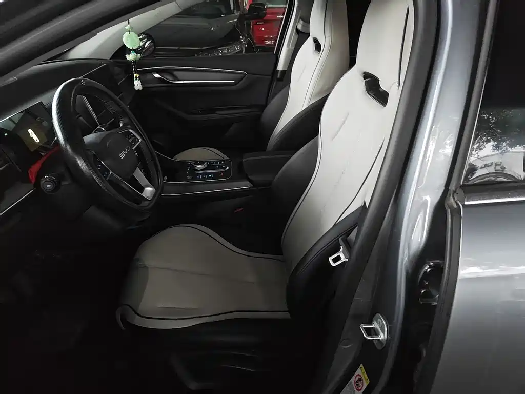 Destroyer 05 Glory DM-i 55 KM Luxury