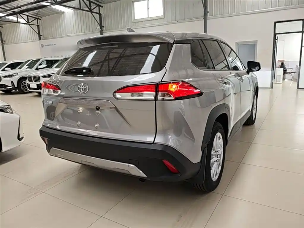Corolla Cross 2.0 L Pioneer