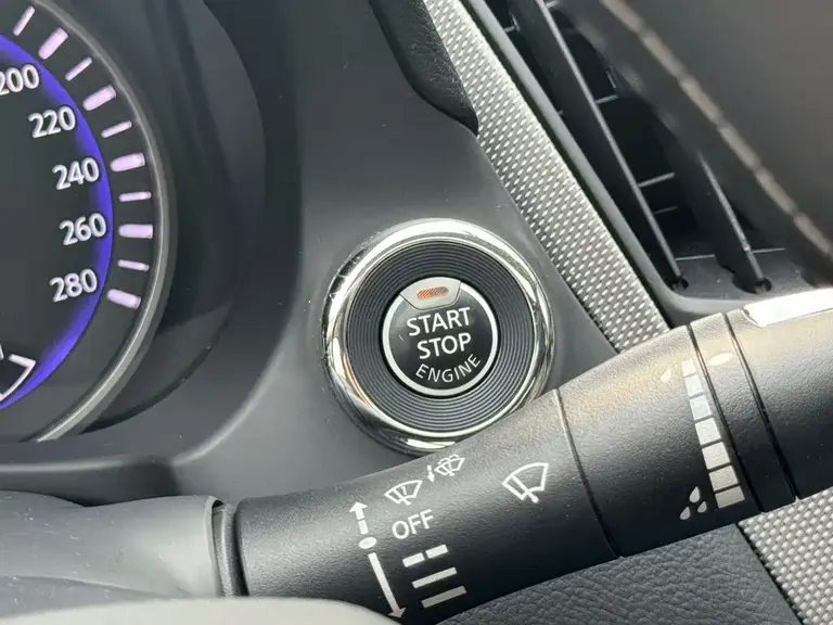 Infiniti Q50 L 2.0 T Joy