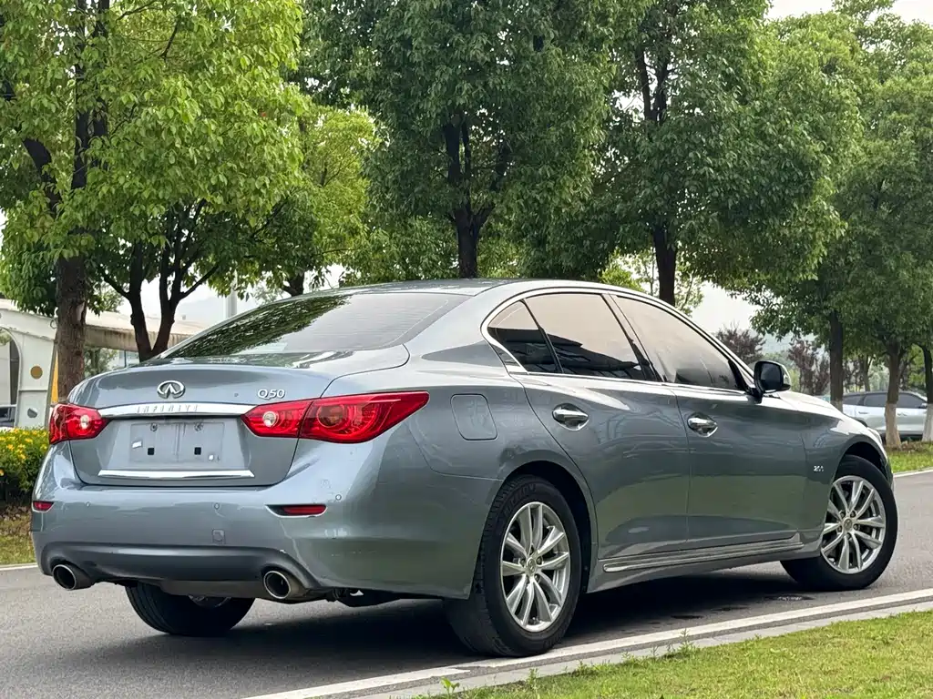 Infiniti Q50 L 2.0 T Joy