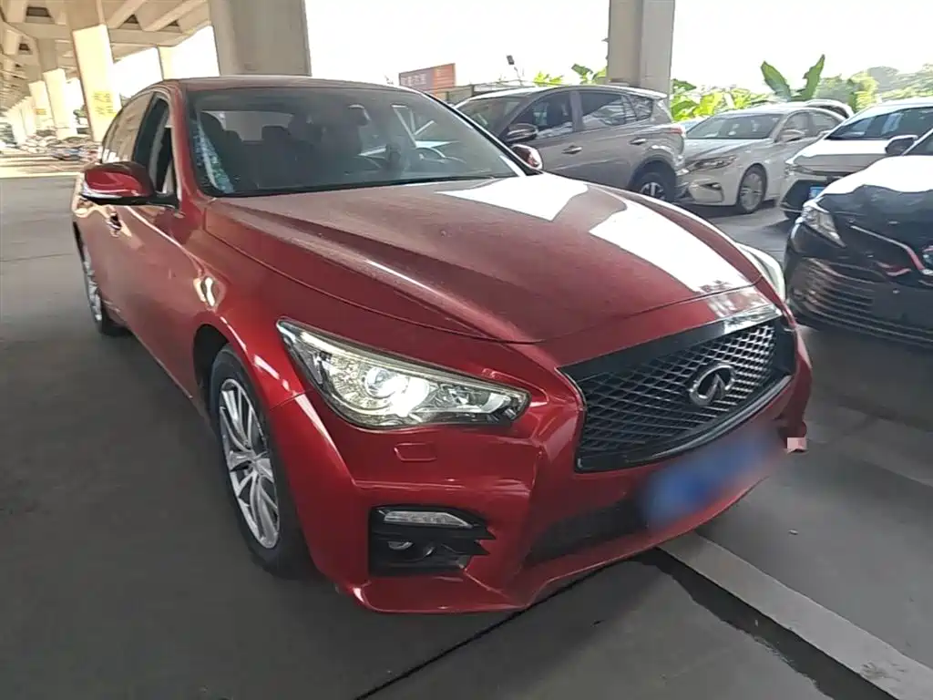 Infiniti Q50 L 英菲尼迪Q50 L 2015款 2.0 T 豪华版