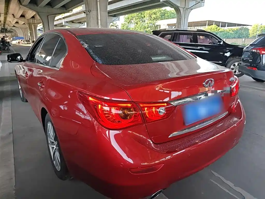 Infiniti Q50 L 英菲尼迪Q50 L 2015款 2.0 T 豪华版