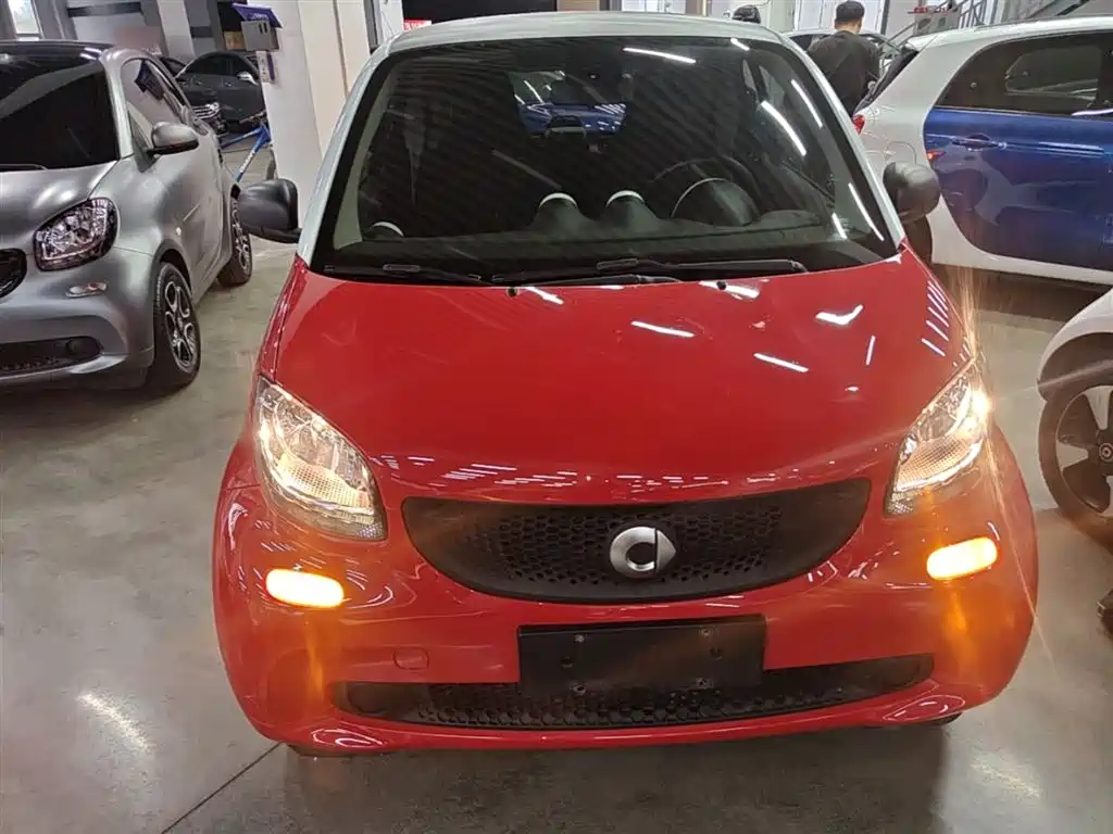 smart fortwo 1.0 L 52 kW Hardtop Agile