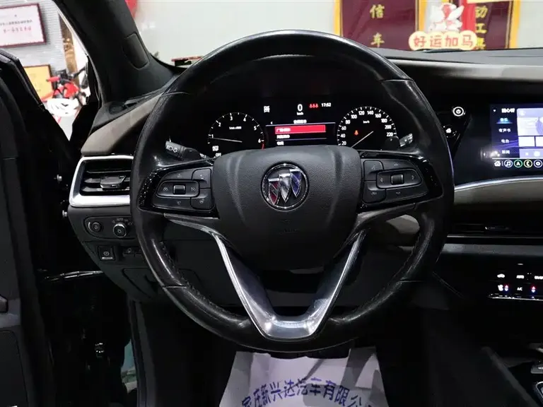 Buick Enclave 652 T 4 WD Premium Flagship 7-seat