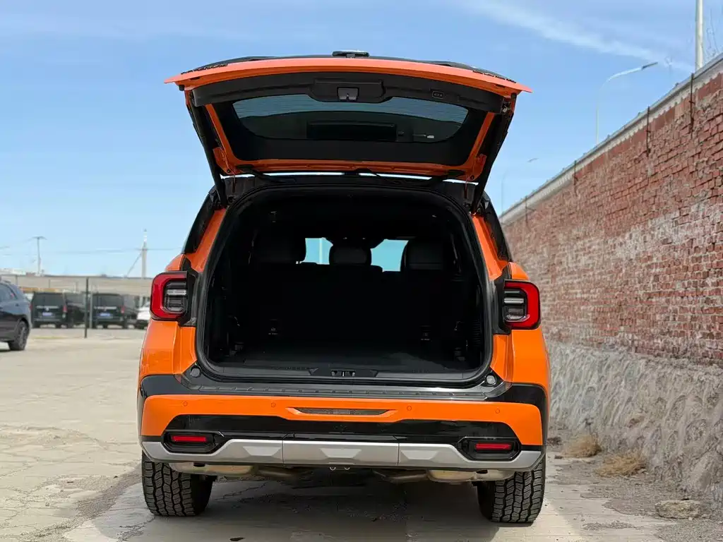 Explorer 2.3 T EcoBoost Kunlun Peak 7-seat