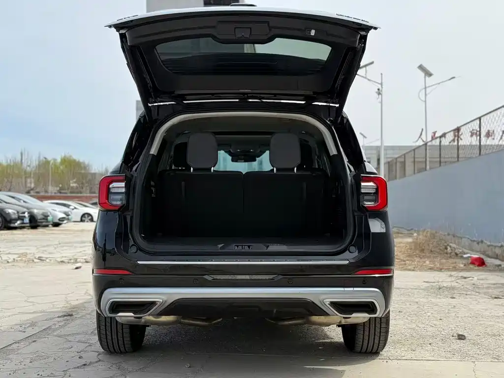 Explorer 2.3 T EcoBoost 4 WD Titanium 6-seat