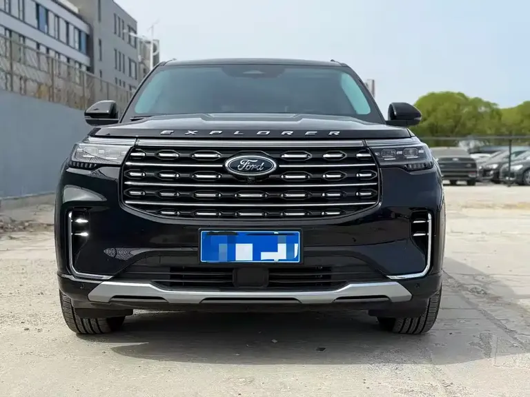 Ford Explorer 2.3 T EcoBoost 4 WD Titanium 6-seat