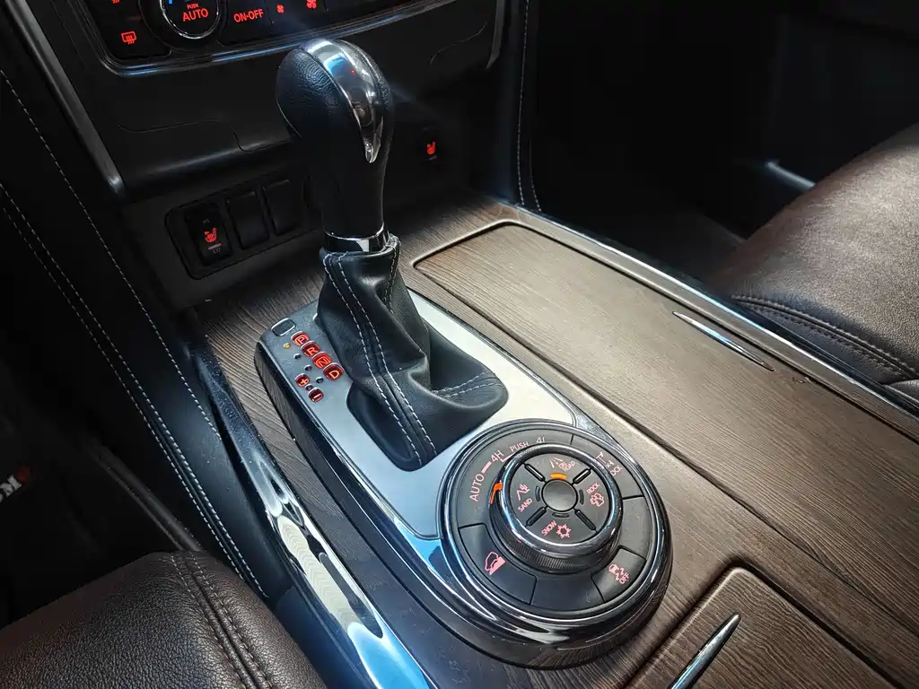Patrol 4.0 L Leading Elite