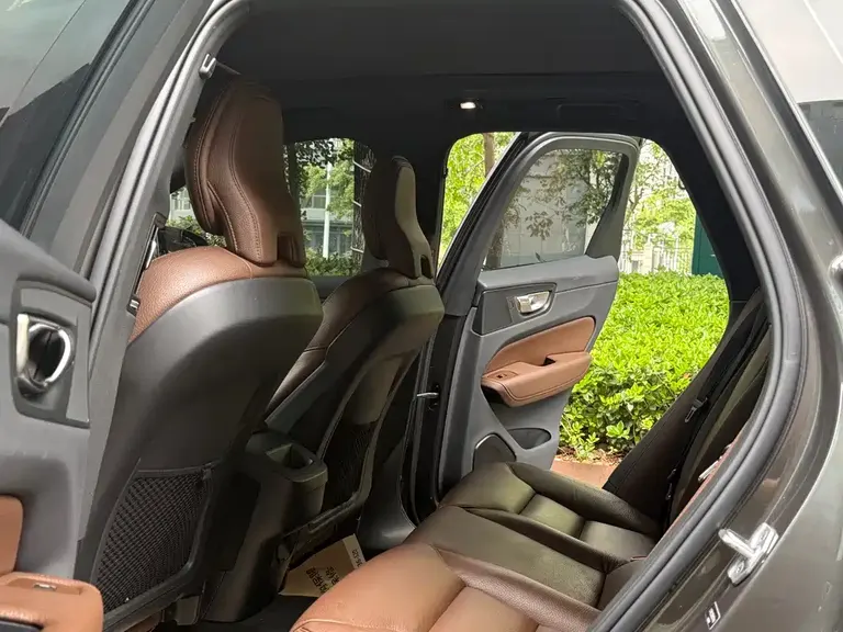 Volvo XC60 B5 4 WD Smart Vision Luxury