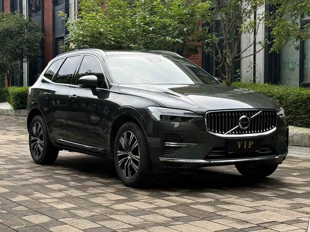 Volvo XC60 B5 4 WD Smart Vision Luxury