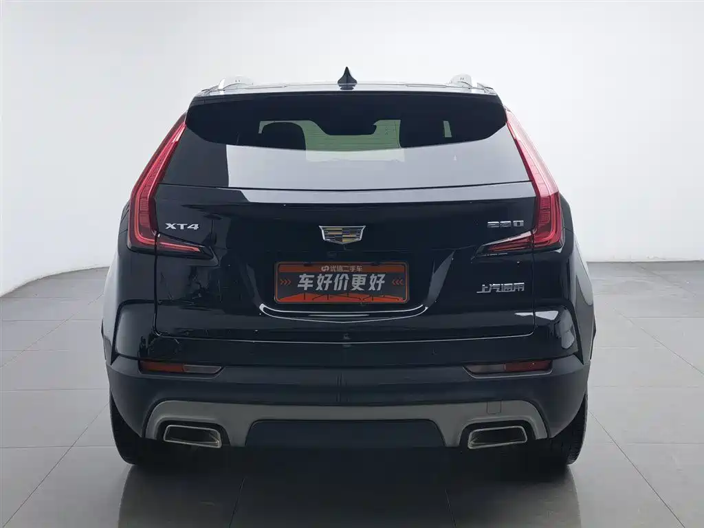 Cadillac XT4 28 T 2 WD Leading
