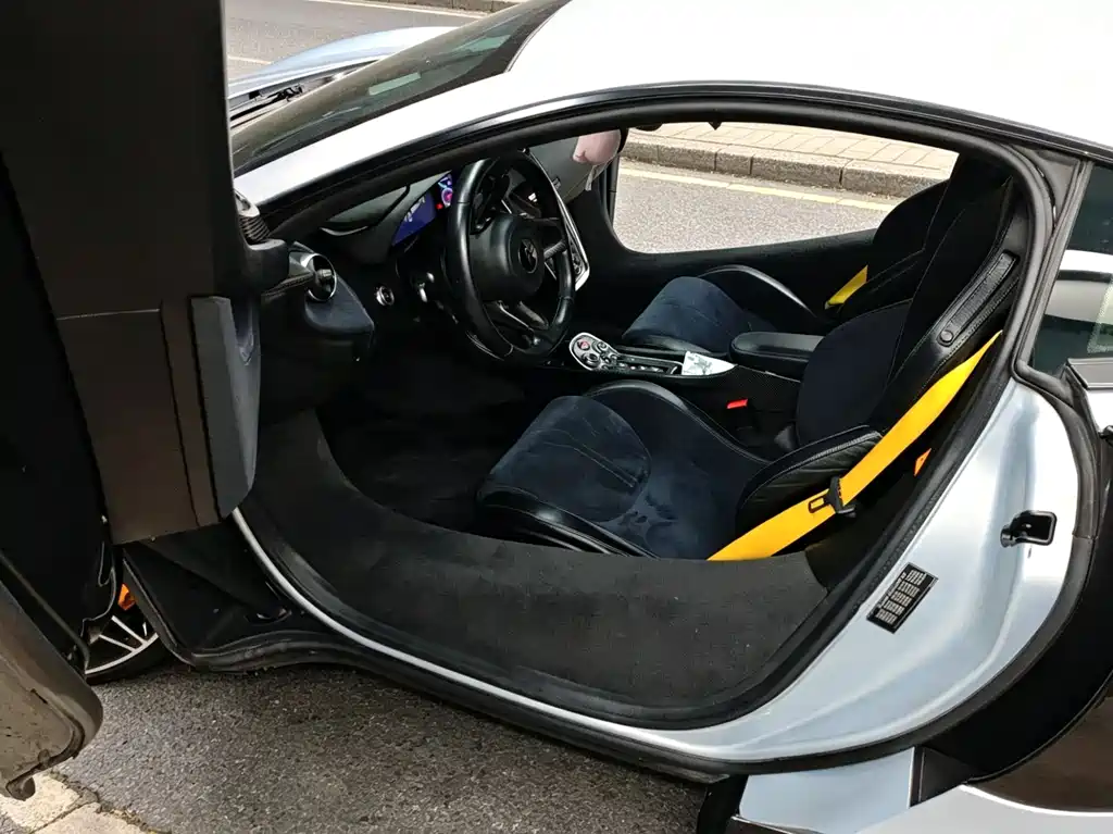 McLaren 570 570 S 3.8 T Coupe