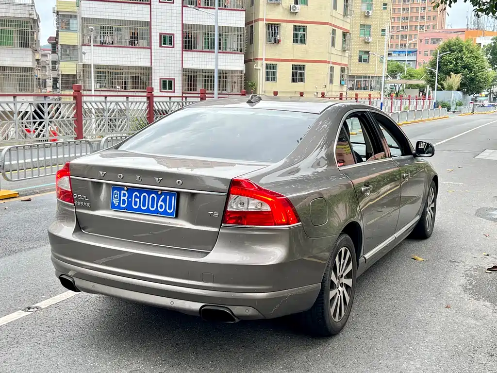 Volvo S80 L 2.0 T T5 Smart Ease