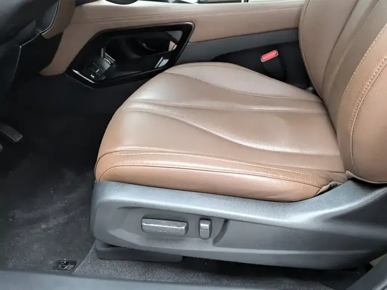 Acura CDX 1.5 T 2 WD Premium