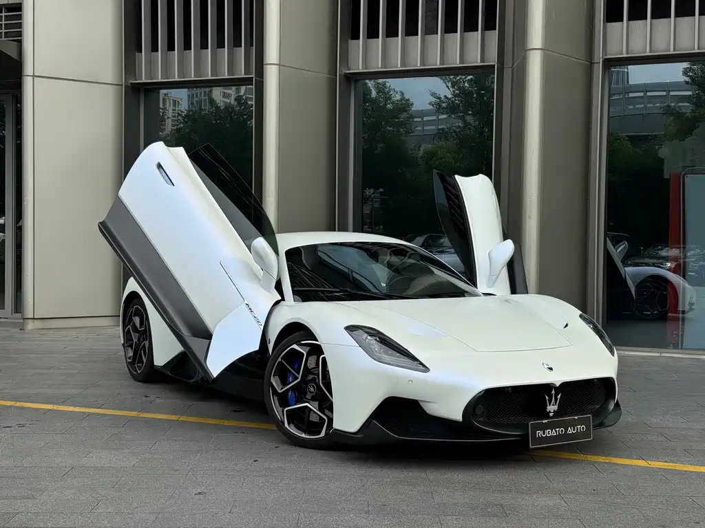Maserati MC20 3.0 T Standard