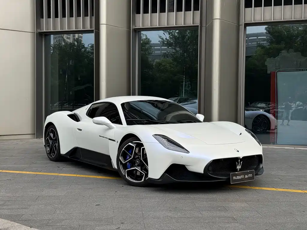 Maserati MC20 3.0 T Standard