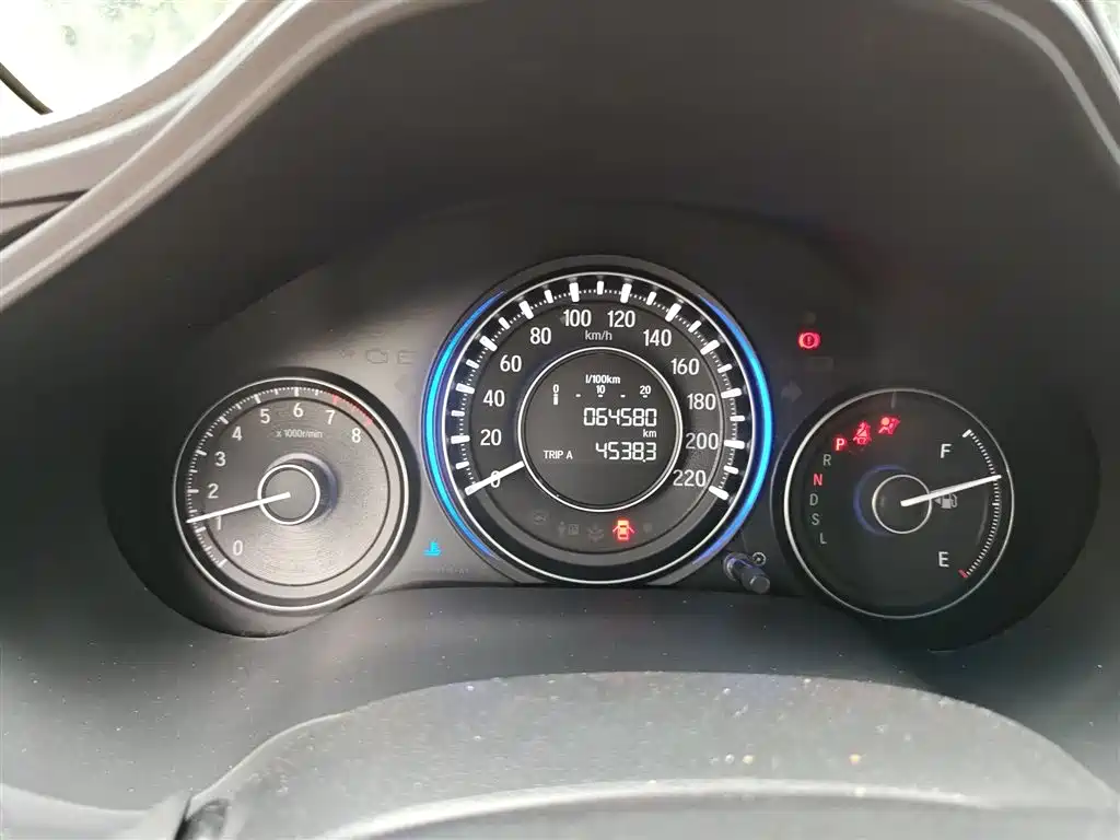 Crider 1.8 L CVT Comfort Special