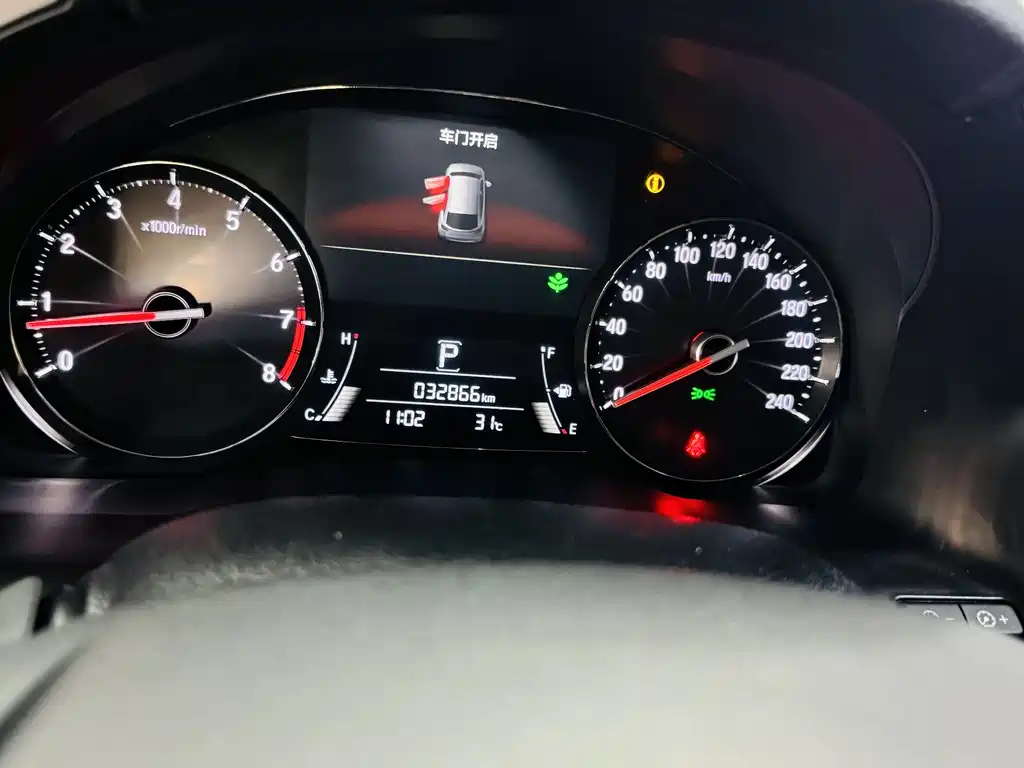 Avancier 370 TURBO 4 WD Premium