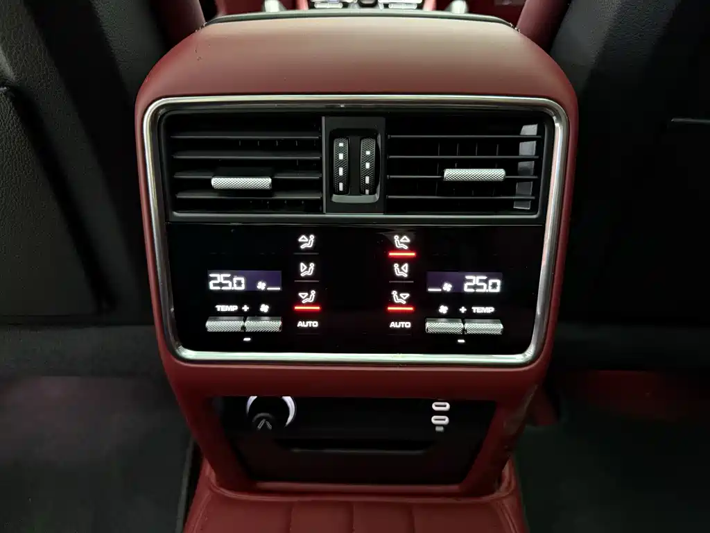 Cayenne NEV Cayenne E-Hybrid 2.0 T Platinum