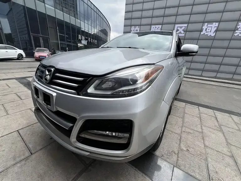 JMC Yusheng S350 2.4 T Auto 2 WD Diesel Luxury 5-seat
