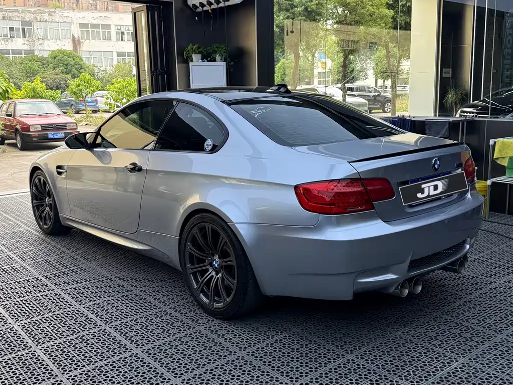 BMW M3 M3 2-door Carbon Fiber Roof