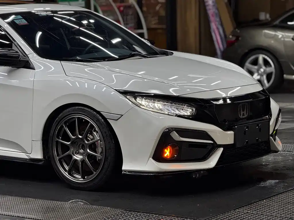 Civic HATCHBACK 220 TURBO CVT Trend Cool Control