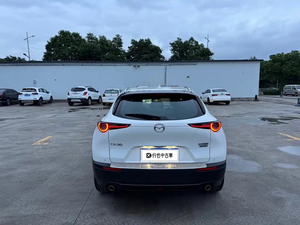 Mazda CX-30 2.0 L Auto Jiayue