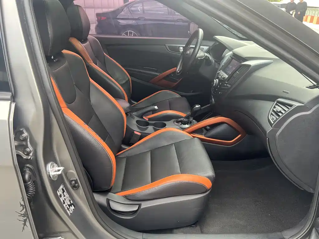 Veloster Veloster飞思 2015款 1.6 T 自动豪华版