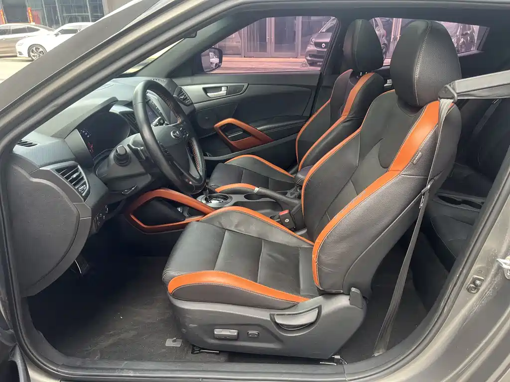 Veloster Veloster飞思 2015款 1.6 T 自动豪华版