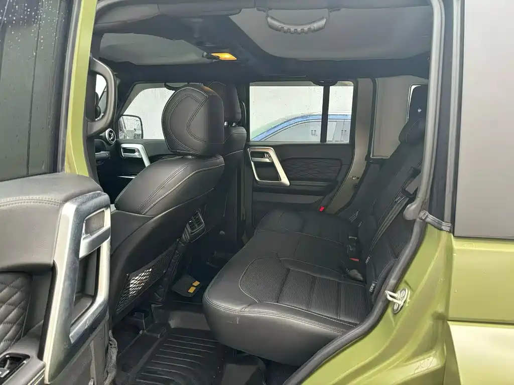 BAIC BJ40 2.0 D Auto 4 WD Blade Hero Swordsman (Front/Rear E-Lock)