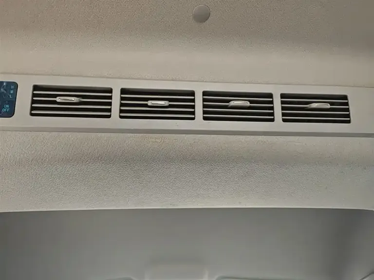 Jinbei Jin Haishi M Classic 金海狮M经典 2022款 1.5 L 旅行狮客车 7座