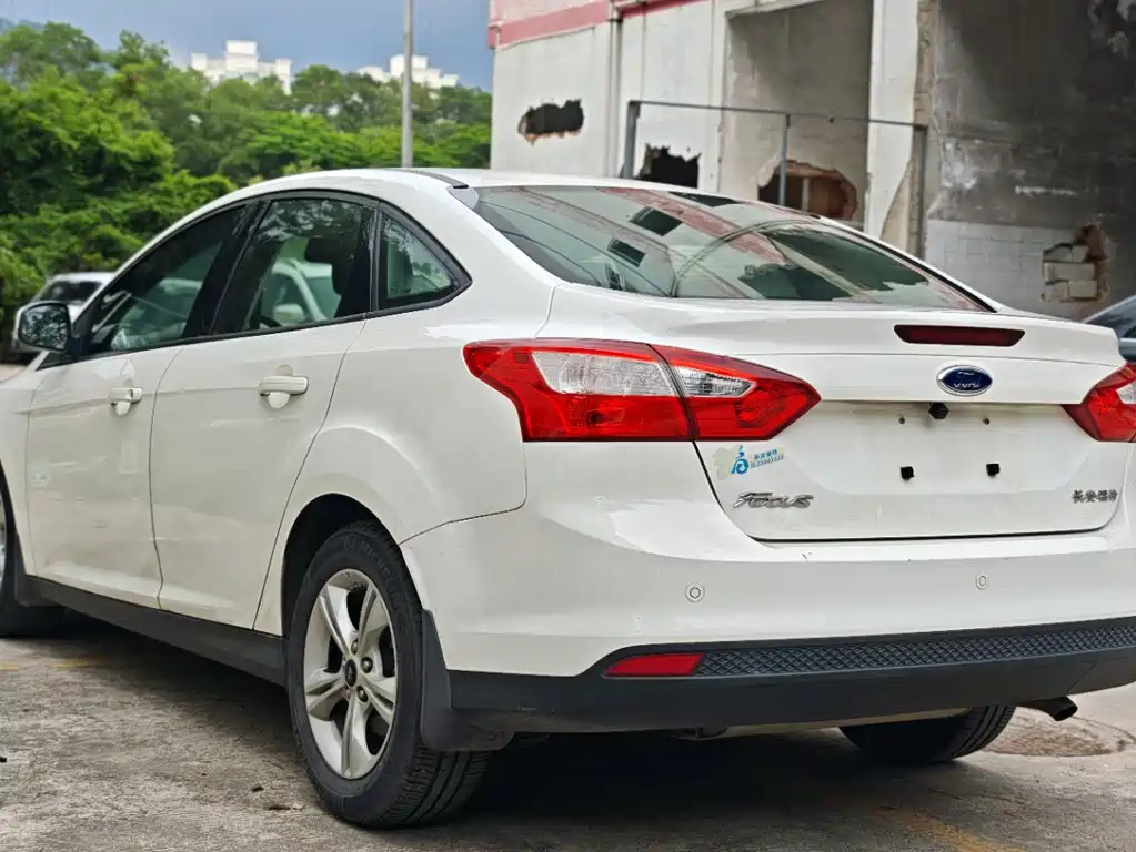 Focus Sedan 1.6 L Auto Style