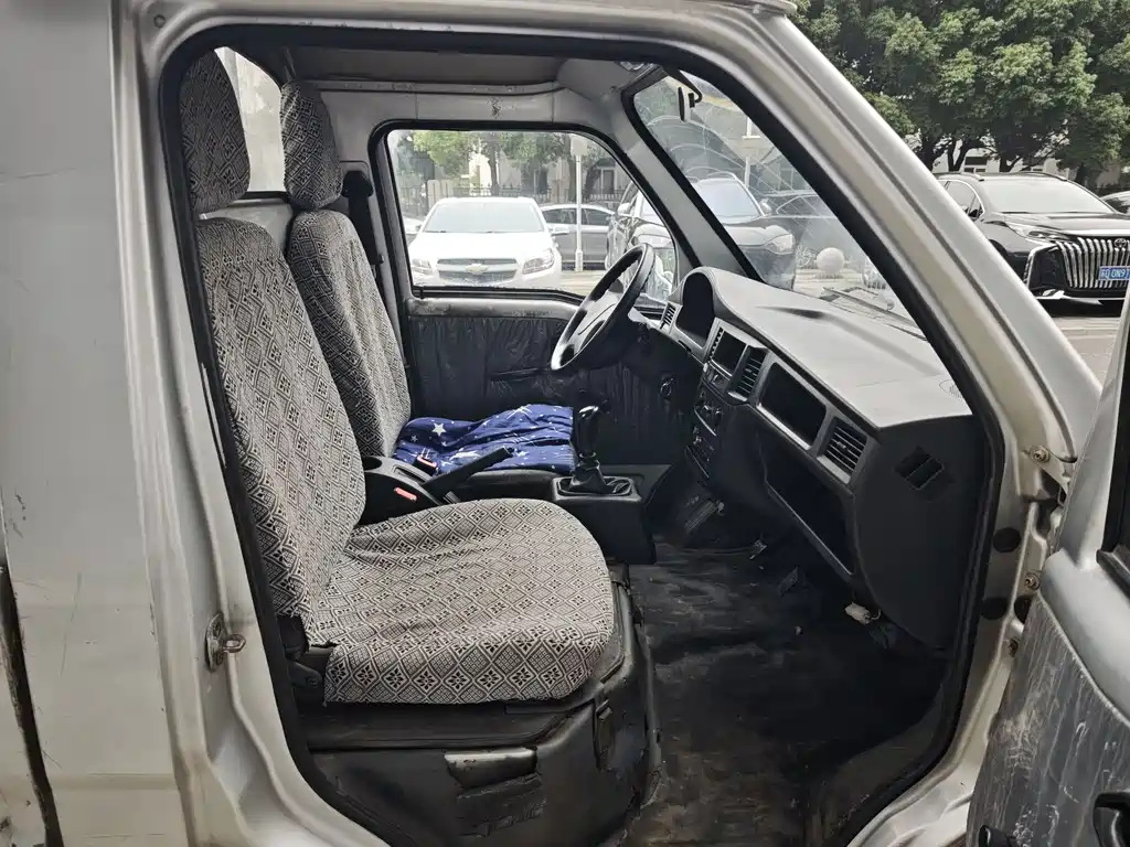 Wuling Zhiguang Mini Truck 1.2 L Single Cab LSI