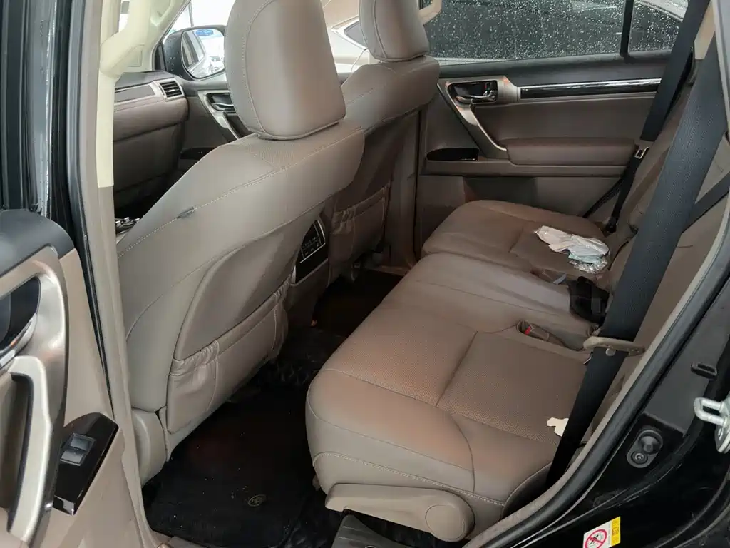 Lexus GX 400 Luxury