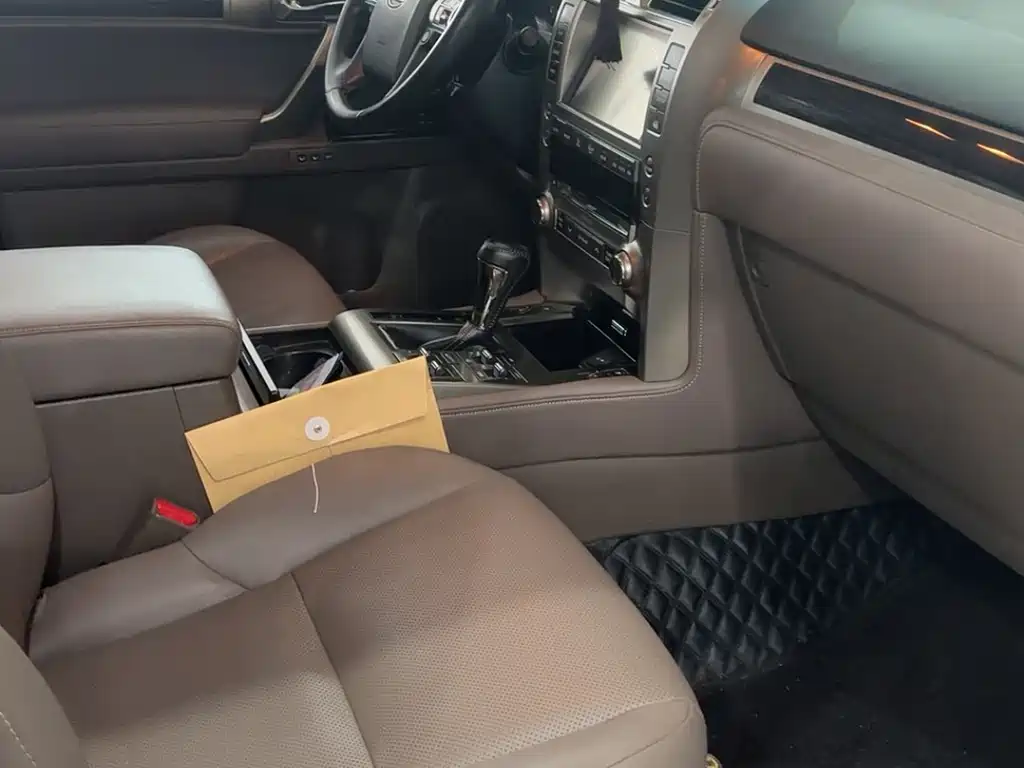 Lexus GX 400 Luxury