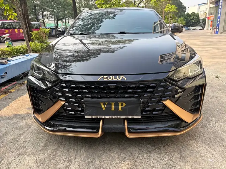 Dongfeng Yixuan MAX 1.5 T Dark Night Dawn
